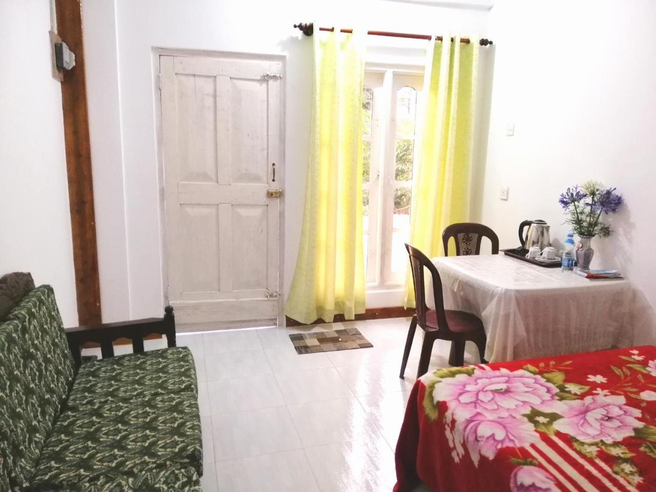The Galways Edge Homestay Нувара-Елія Екстер'єр фото